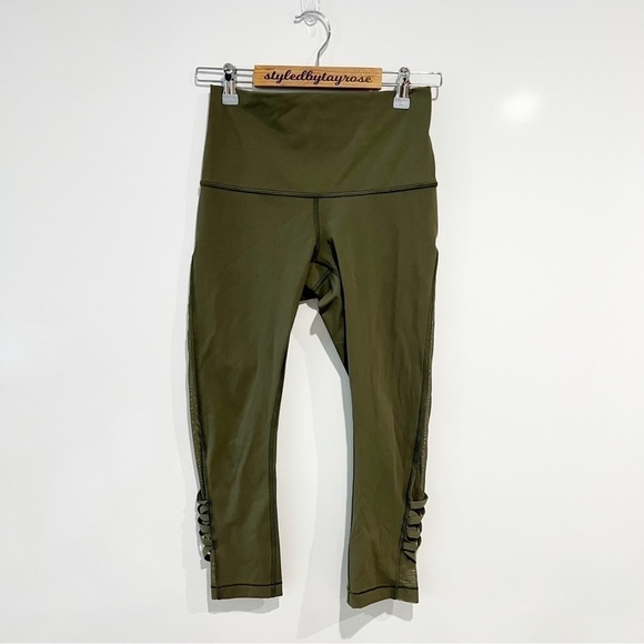Lululemon Wunder Under Crop Legging - Picture 1 of 9